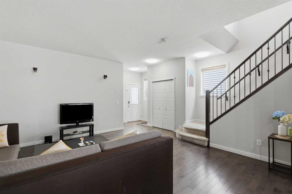 190 Saddlelake Way Ne, Calgary, AB - Indoor