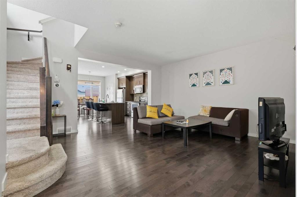 190 Saddlelake Way Ne, Calgary, AB - Indoor Photo Showing Living Room