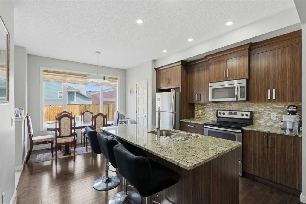 190 Saddlelake Way Ne, Calgary, AB - Indoor Photo Showing Kitchen With Upgraded Kitchen