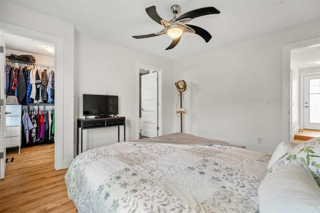 173 Windstone Link Sw, Airdrie, AB - Indoor Photo Showing Bedroom