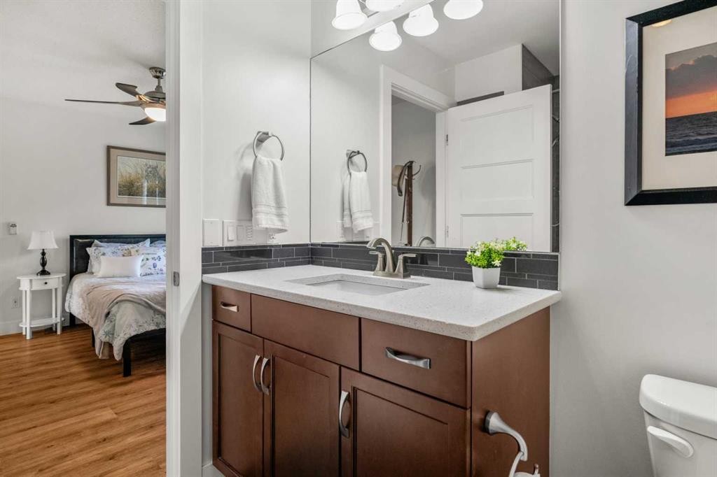 173 Windstone Link Sw, Airdrie, AB - Indoor Photo Showing Bathroom