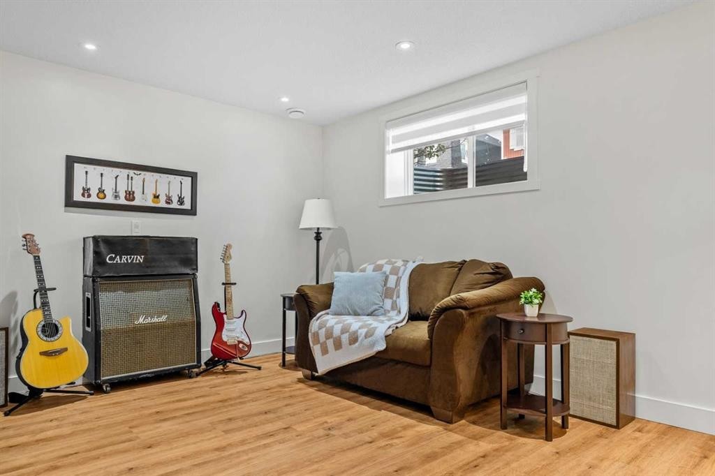 173 Windstone Link Sw, Airdrie, AB - Indoor Photo Showing Other Room