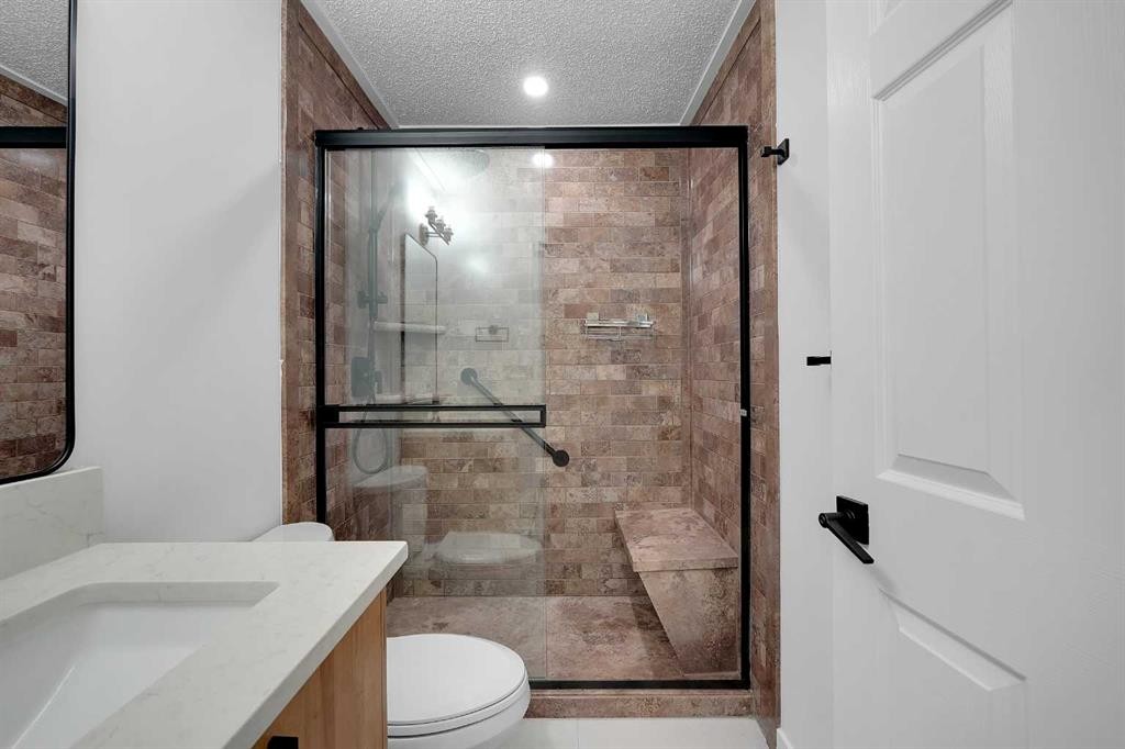 16 Abalone Crescent Ne, Calgary, AB - Indoor Photo Showing Bathroom