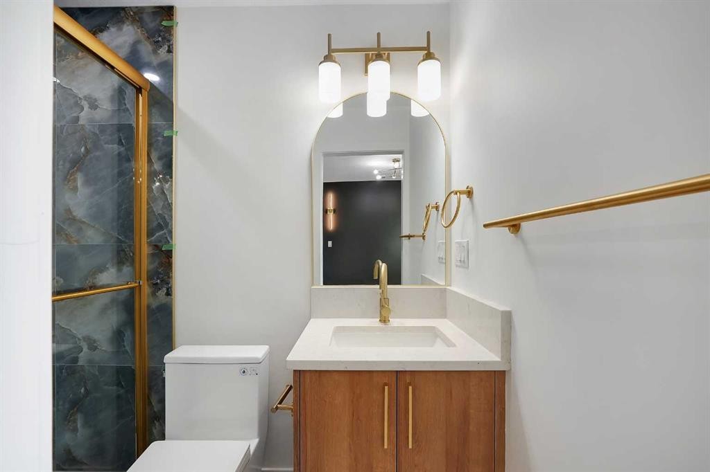 16 Abalone Crescent Ne, Calgary, AB - Indoor Photo Showing Bathroom