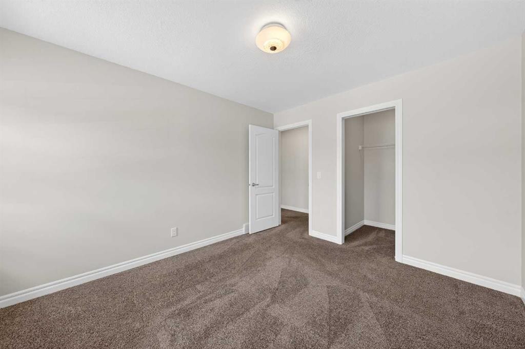 38 Evansfield Terrace Nw, Calgary, AB - Indoor Photo Showing Other Room
