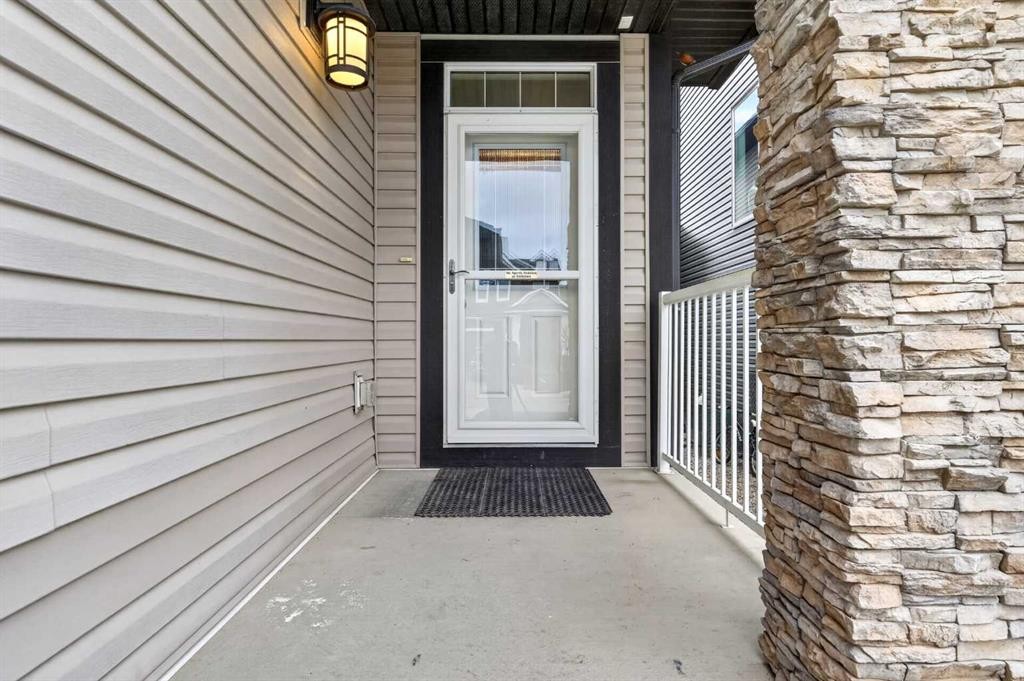 38 Evansfield Terrace Nw, Calgary, AB - Outdoor With Exterior