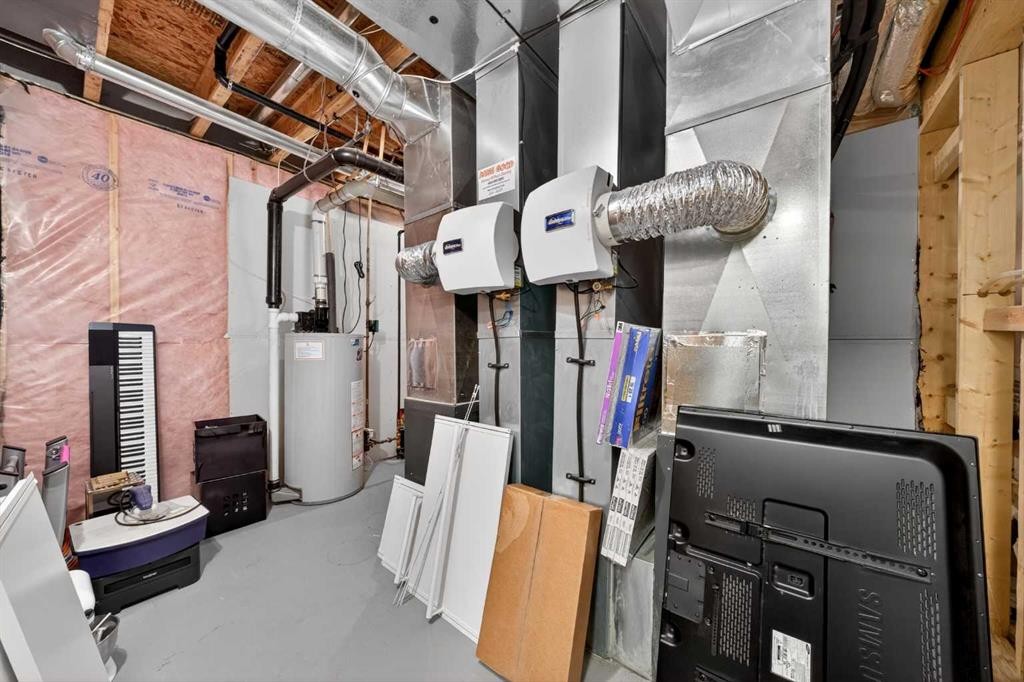 38 Evansfield Terrace Nw, Calgary, AB - Indoor Photo Showing Basement