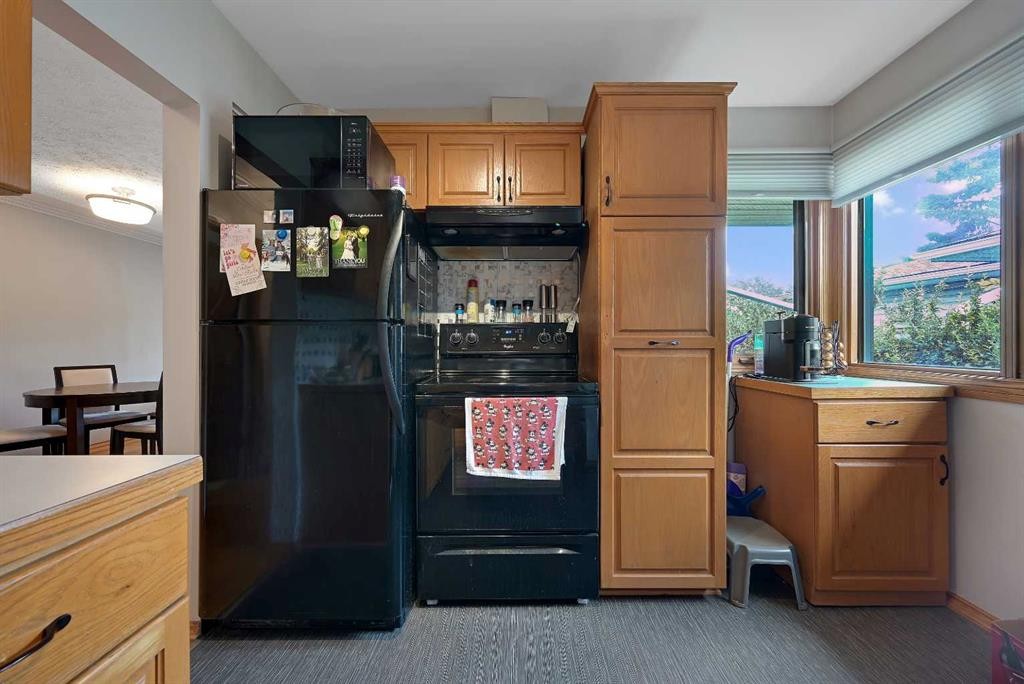 1415 Rosehill Drive Nw, Calgary, AB - Indoor