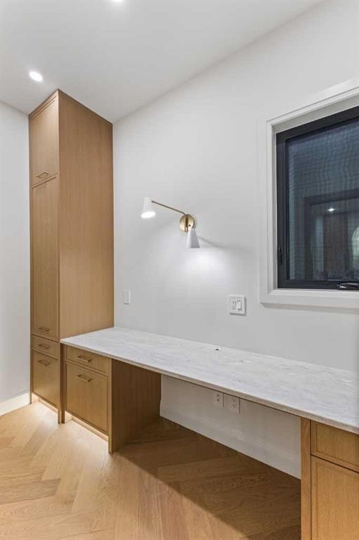 730 25 Avenue Nw, Calgary, AB - Indoor Photo Showing Other Room