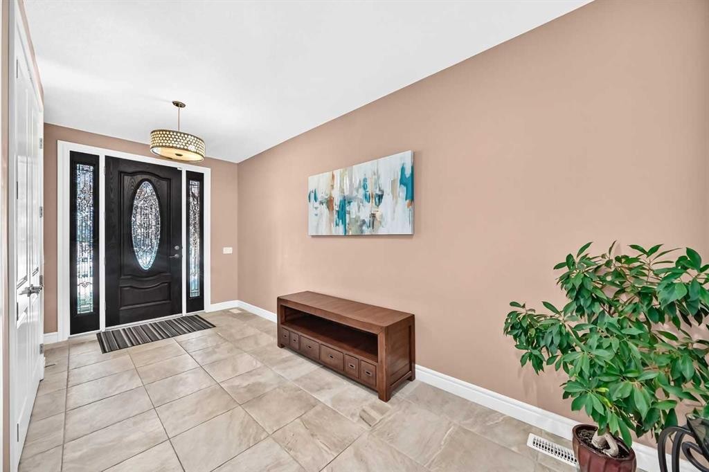 116 Panatella Rise Nw, Calgary, AB - Indoor Photo Showing Other Room