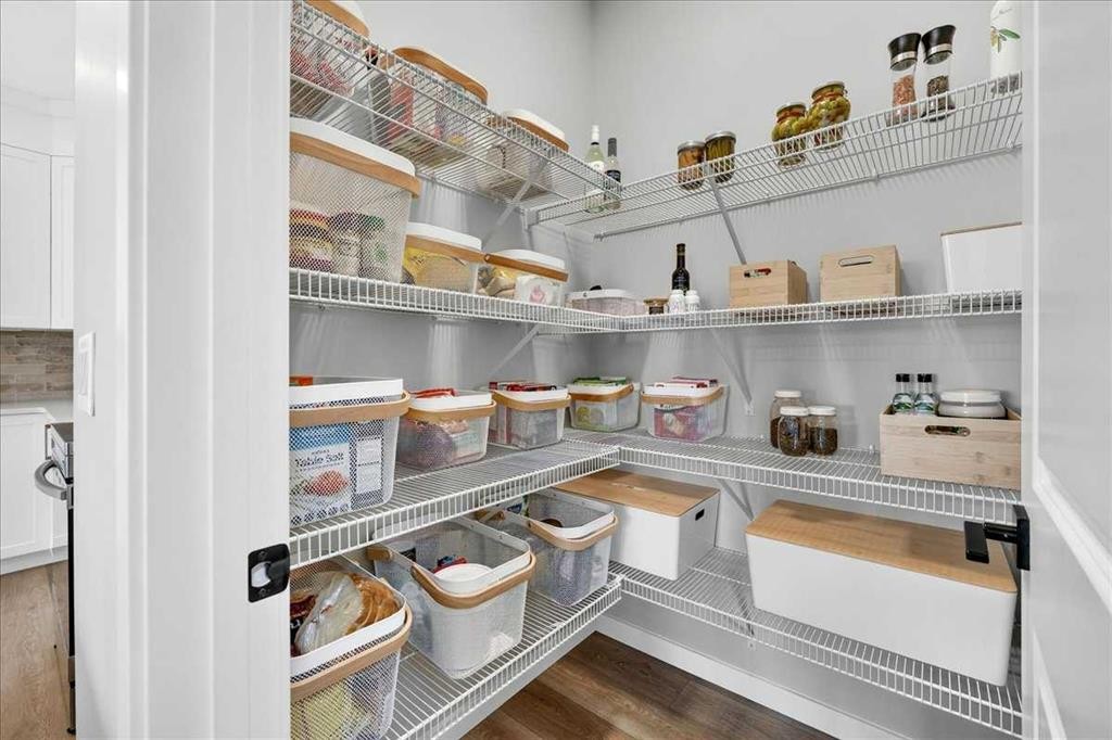 421 Magnolia Way Se, Calgary, AB - Indoor With Storage
