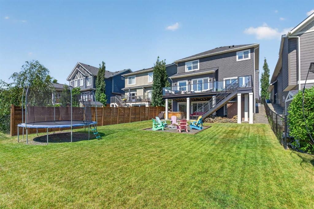 325 Bayside Crescent Sw, Airdrie, AB - Outdoor With Deck Patio Veranda