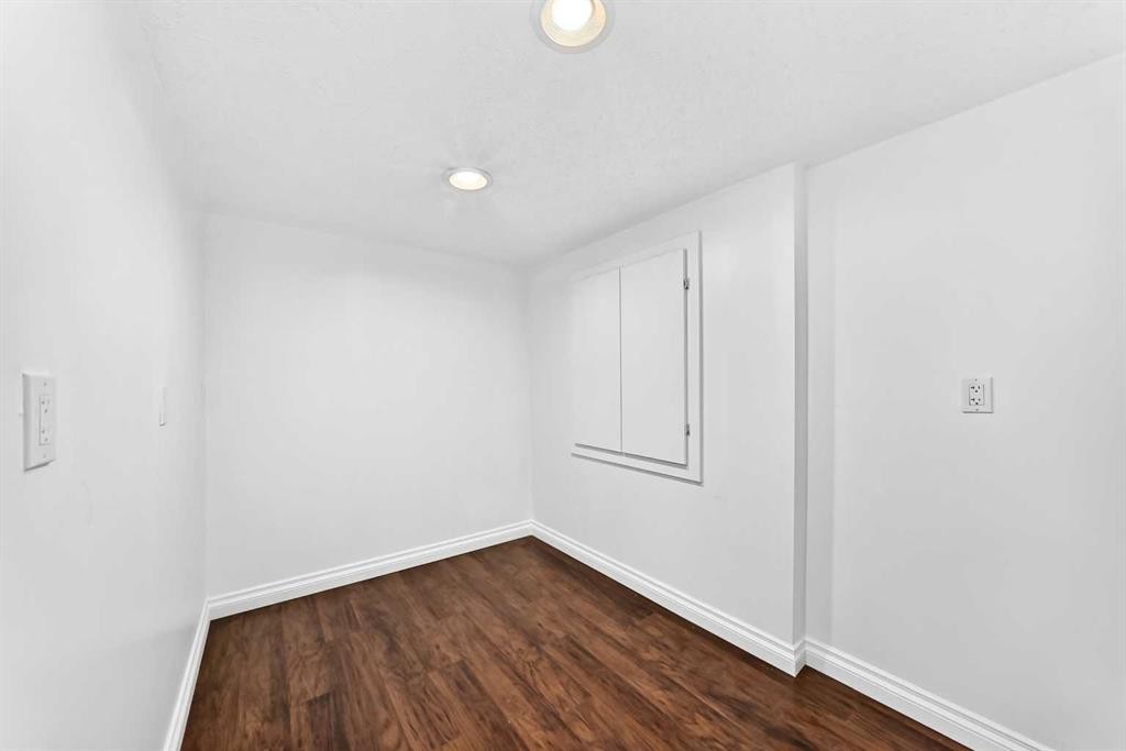 287 Harvest Oak Rise Ne, Calgary, AB - Indoor Photo Showing Other Room