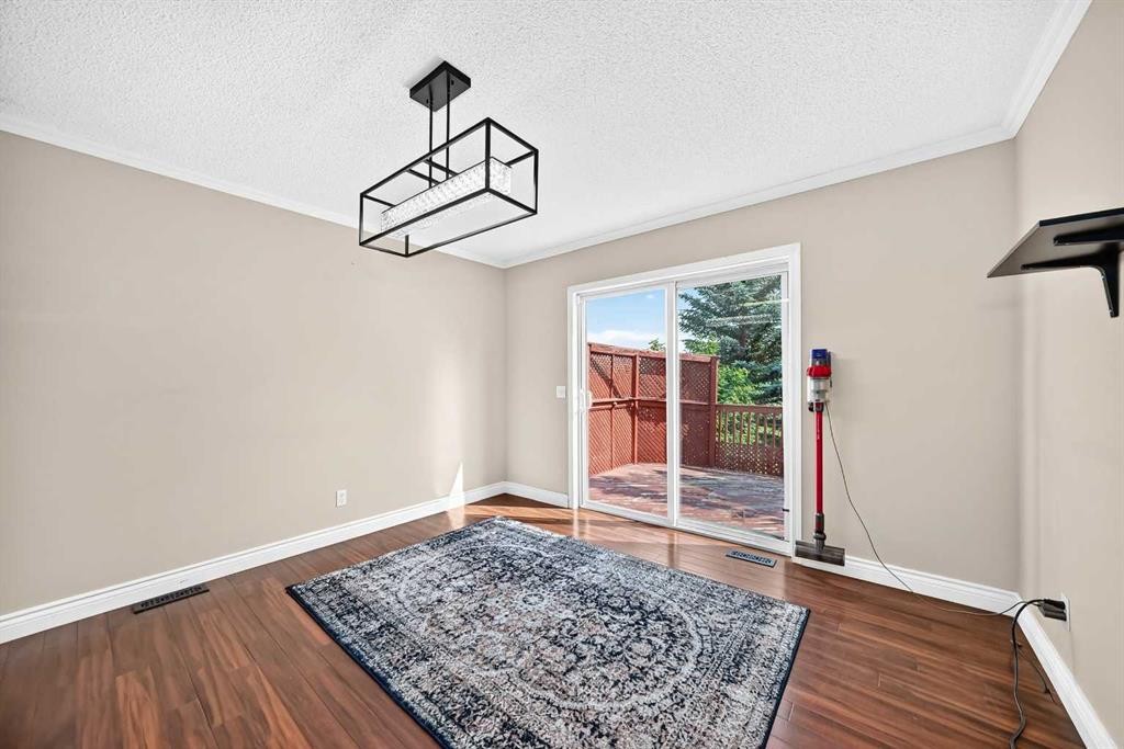 287 Harvest Oak Rise Ne, Calgary, AB - Indoor Photo Showing Other Room