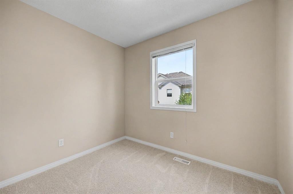 65 Royal Birch Villas Nw, Calgary, AB - Indoor Photo Showing Other Room