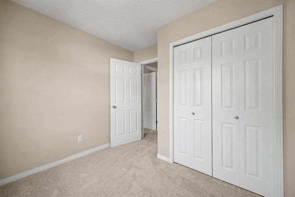 65 Royal Birch Villas Nw, Calgary, AB - Indoor