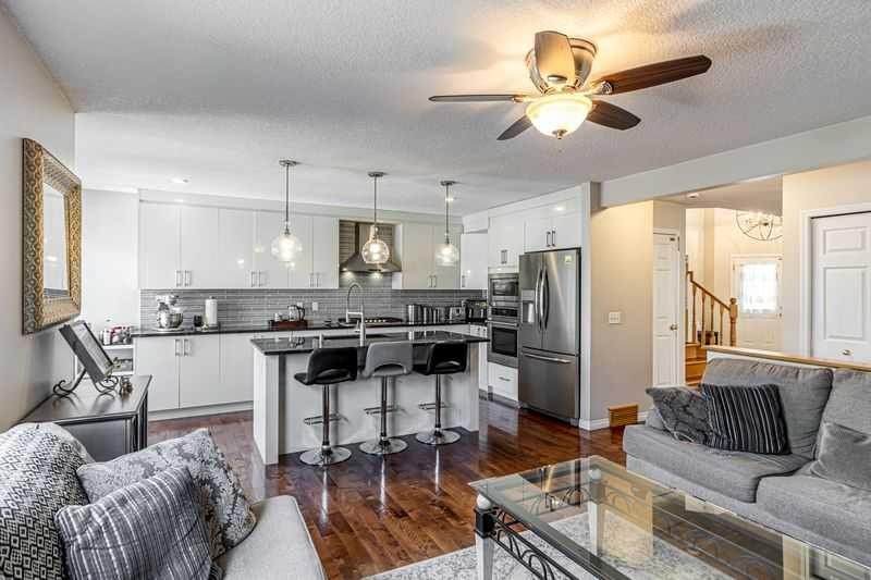8389 Saddleridge Drive Ne, Calgary, AB - Indoor