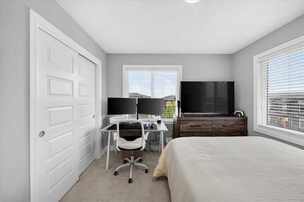 79-230 Seton Passage Se, Calgary, AB - Indoor Photo Showing Other Room