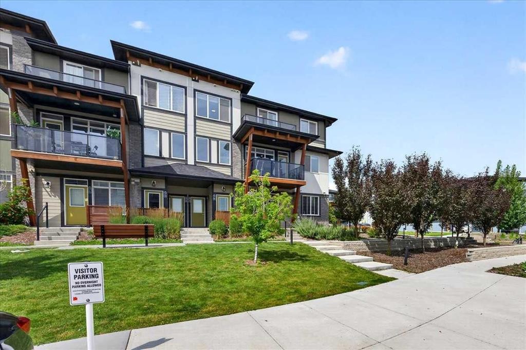 79-230 Seton Passage Se, Calgary, AB - Outdoor With Balcony With Facade