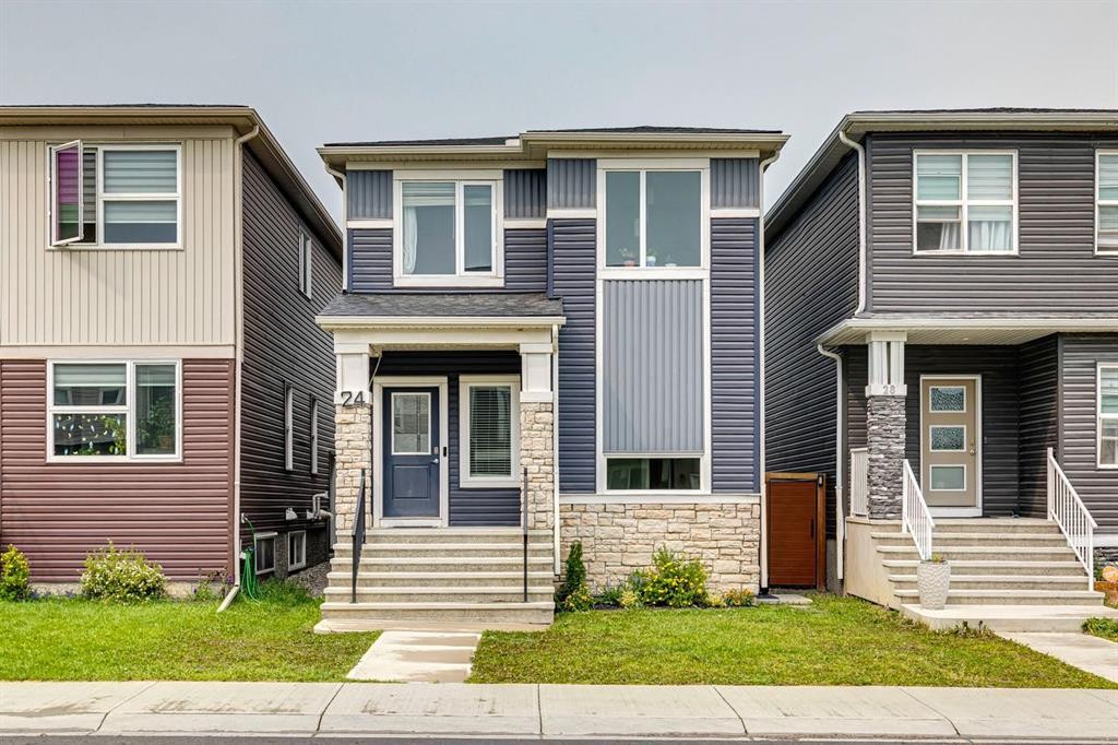 24 Corner Meadows Park Ne, Calgary, AB - Outdoor With Facade