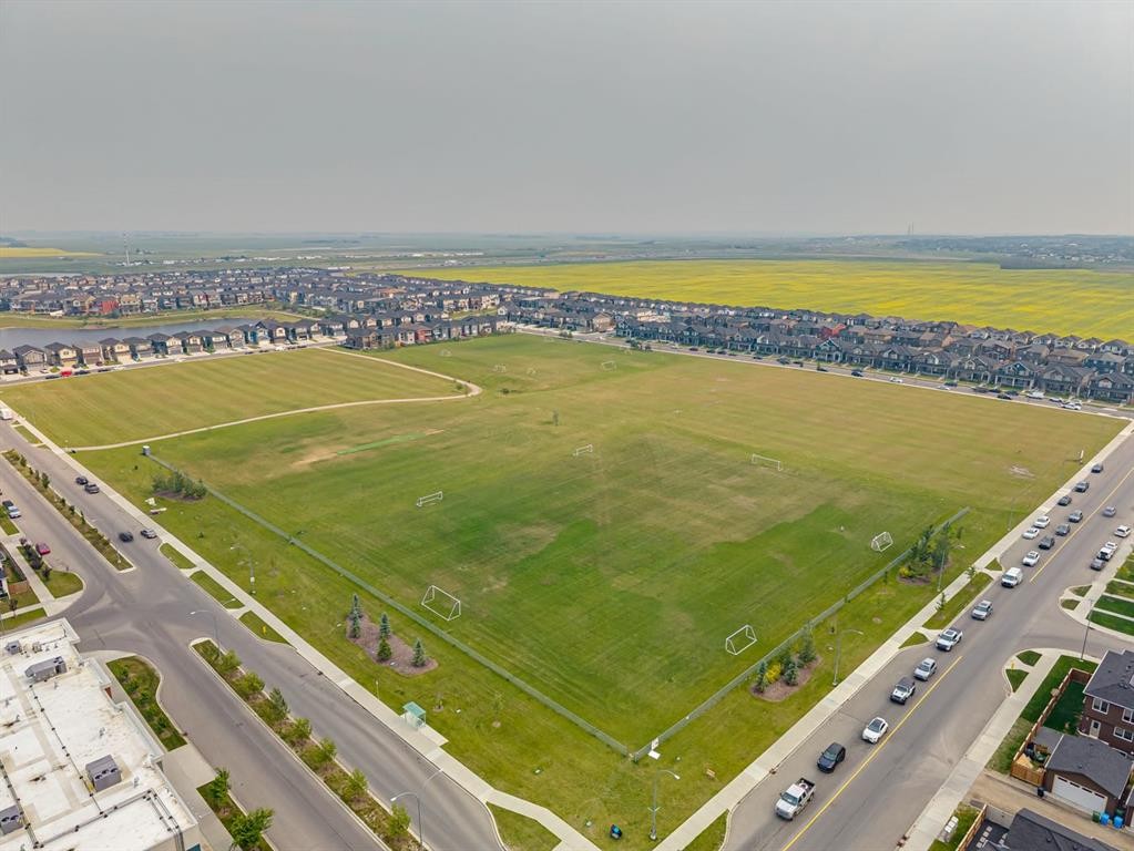 24 Corner Meadows Park Ne, Calgary, AB - Outdoor With View