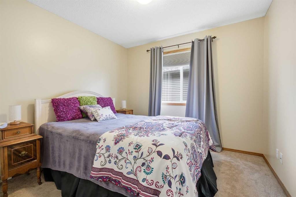 276 Kincora Heights Nw, Calgary, AB - Indoor Photo Showing Bedroom