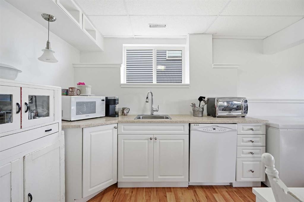 276 Kincora Heights Nw, Calgary, AB - Indoor Photo Showing Kitchen