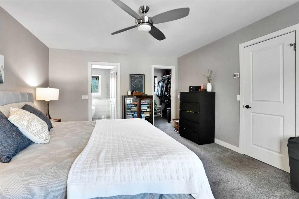 160 Sunhaven Close Se, Calgary, AB - Indoor Photo Showing Bedroom