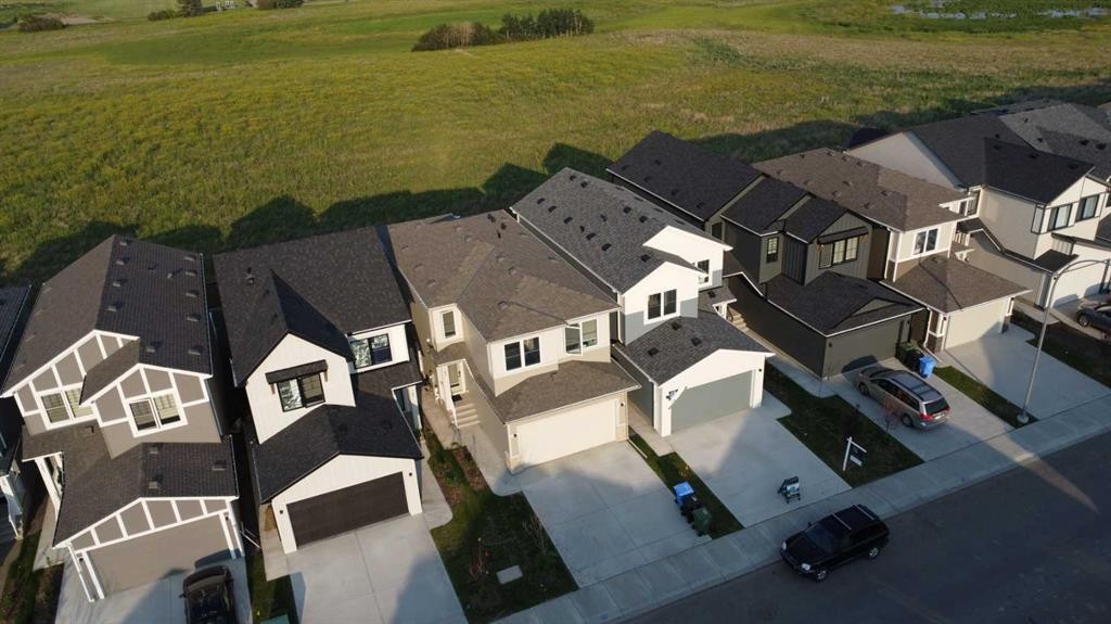143 Belvedere Crescent Se, Calgary, AB - Outdoor