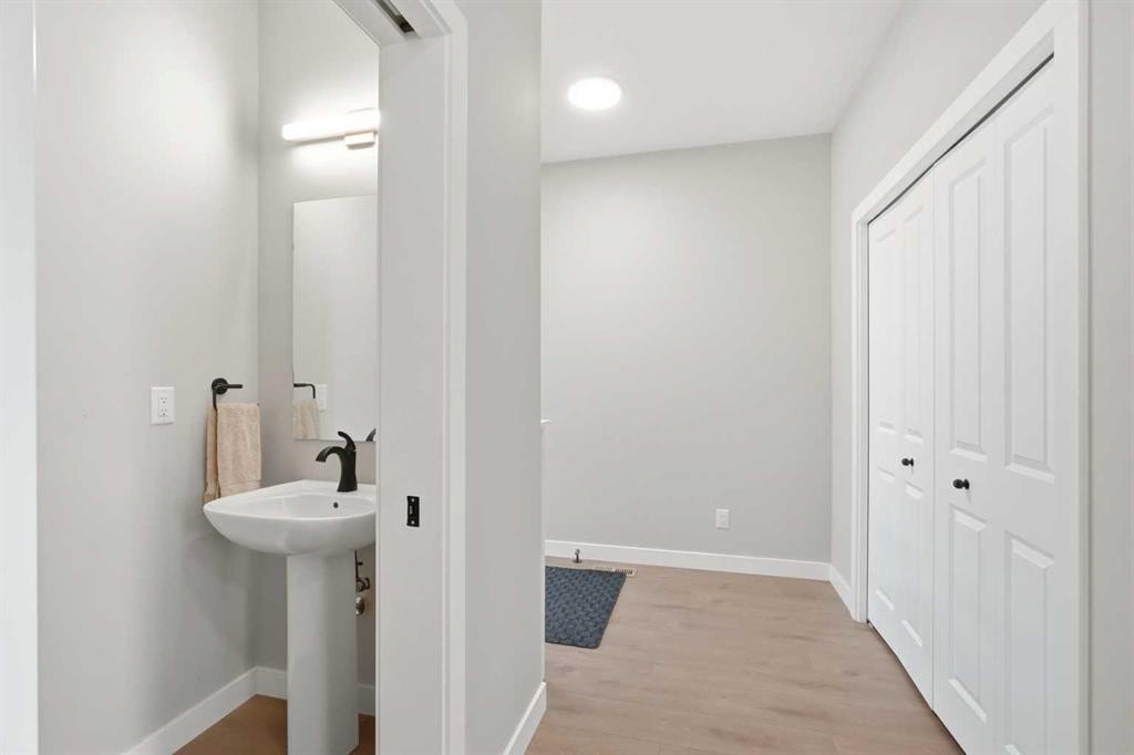 143 Belvedere Crescent Se, Calgary, AB - Indoor