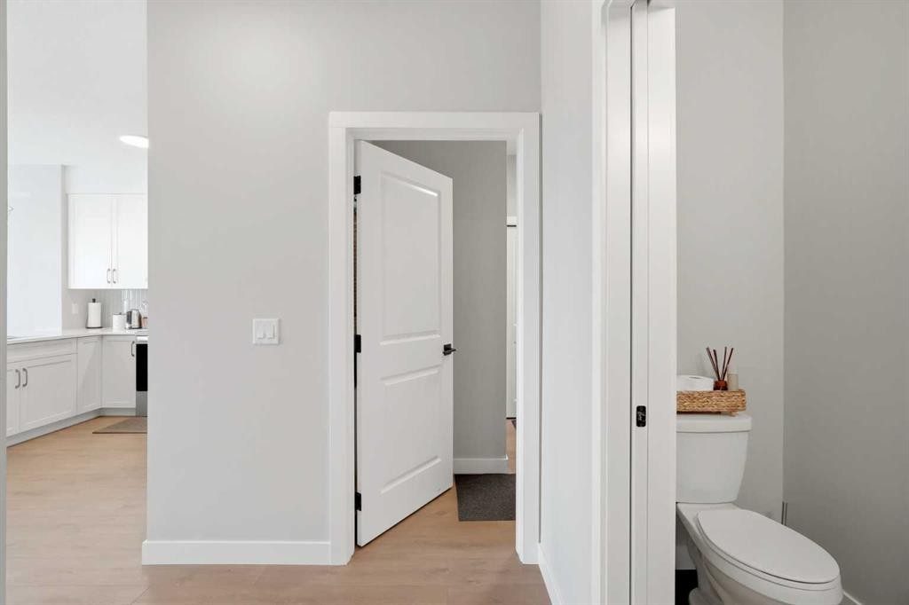 143 Belvedere Crescent Se, Calgary, AB - Indoor Photo Showing Other Room