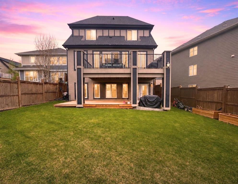 290 Mahogany Place Se, Calgary, AB - Outdoor