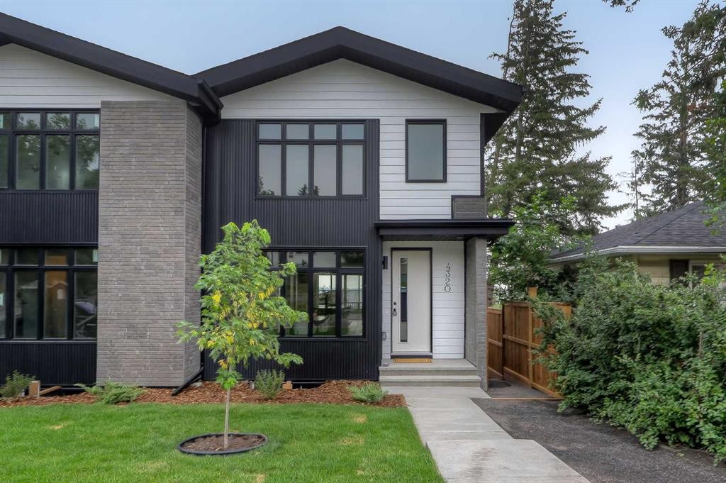 4320 Centre A Street Ne, Calgary, AB - Outdoor