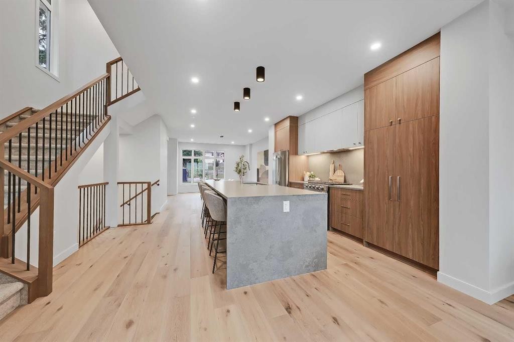 4320 Centre A Street Ne, Calgary, AB - Indoor