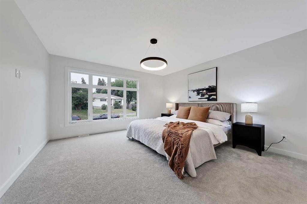 4320 Centre A Street Ne, Calgary, AB - Indoor Photo Showing Bedroom