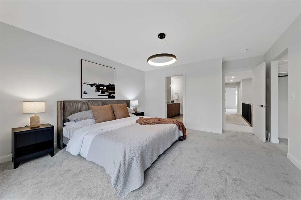 4320 Centre A Street Ne, Calgary, AB - Indoor Photo Showing Bedroom