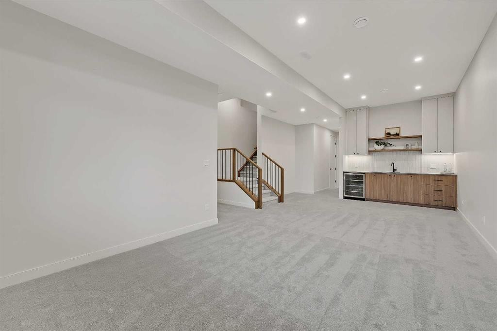4320 Centre A Street Ne, Calgary, AB - Indoor