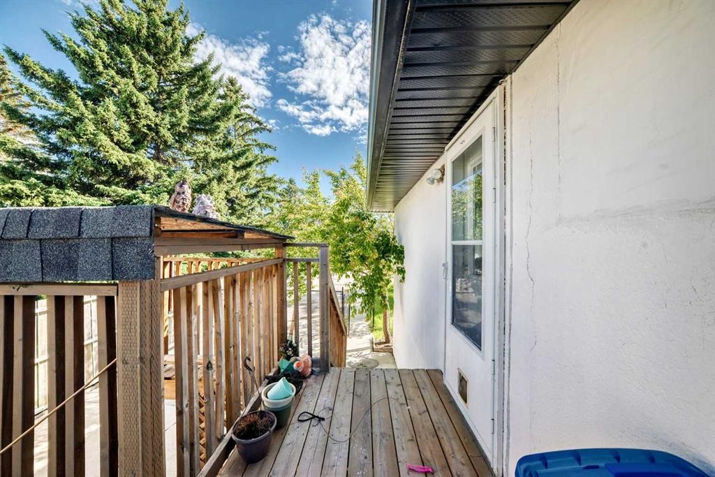 4004 7 Avenue Sw, Calgary, AB - Outdoor