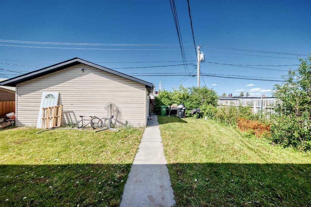 4004 7 Avenue Sw, Calgary, AB - Outdoor