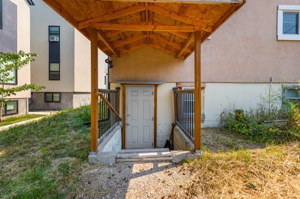 1407 28 Street Sw, Calgary, AB - Outdoor With Exterior
