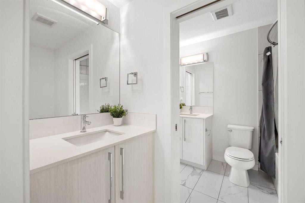 2403-76 Cornerstone Passage Ne, Calgary, AB - Indoor Photo Showing Bathroom