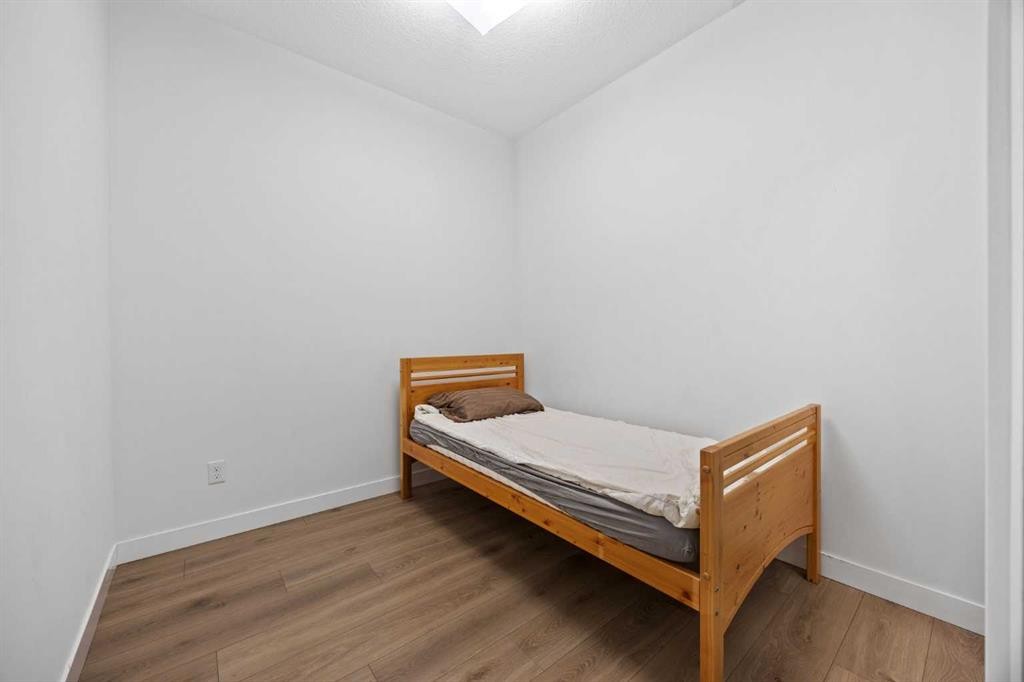 2403-76 Cornerstone Passage Ne, Calgary, AB - Indoor Photo Showing Bedroom