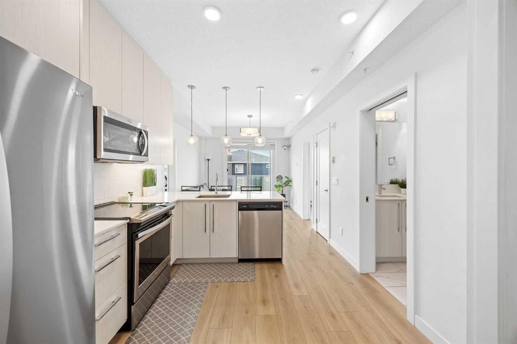 2403-76 Cornerstone Passage Ne, Calgary, AB - Indoor Photo Showing Kitchen With Upgraded Kitchen