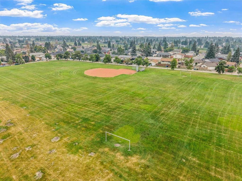 227 Manora Crescent Ne, Calgary, AB - Outdoor With View