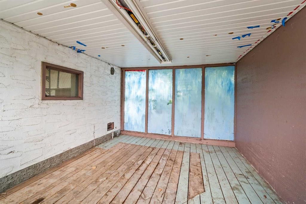 227 Manora Crescent Ne, Calgary, AB - Outdoor With Deck Patio Veranda With Exterior