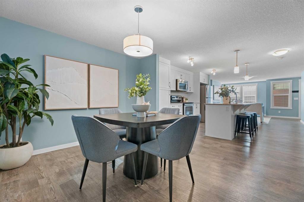 516 Auburn Bay Circle Se, Calgary, AB - Indoor Photo Showing Dining Room