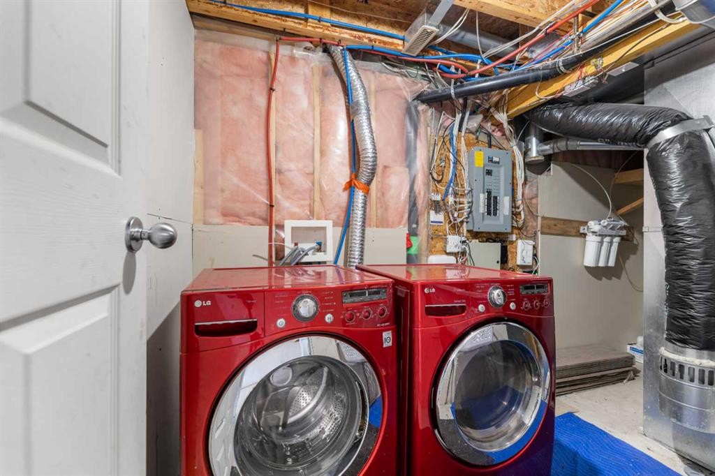 124 Saddlecrest Boulevard Ne, Calgary, AB - Indoor Photo Showing Laundry Room