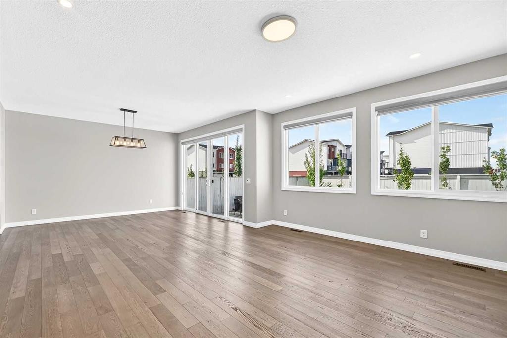 293 Red Sky Way Ne, Calgary, AB - Indoor