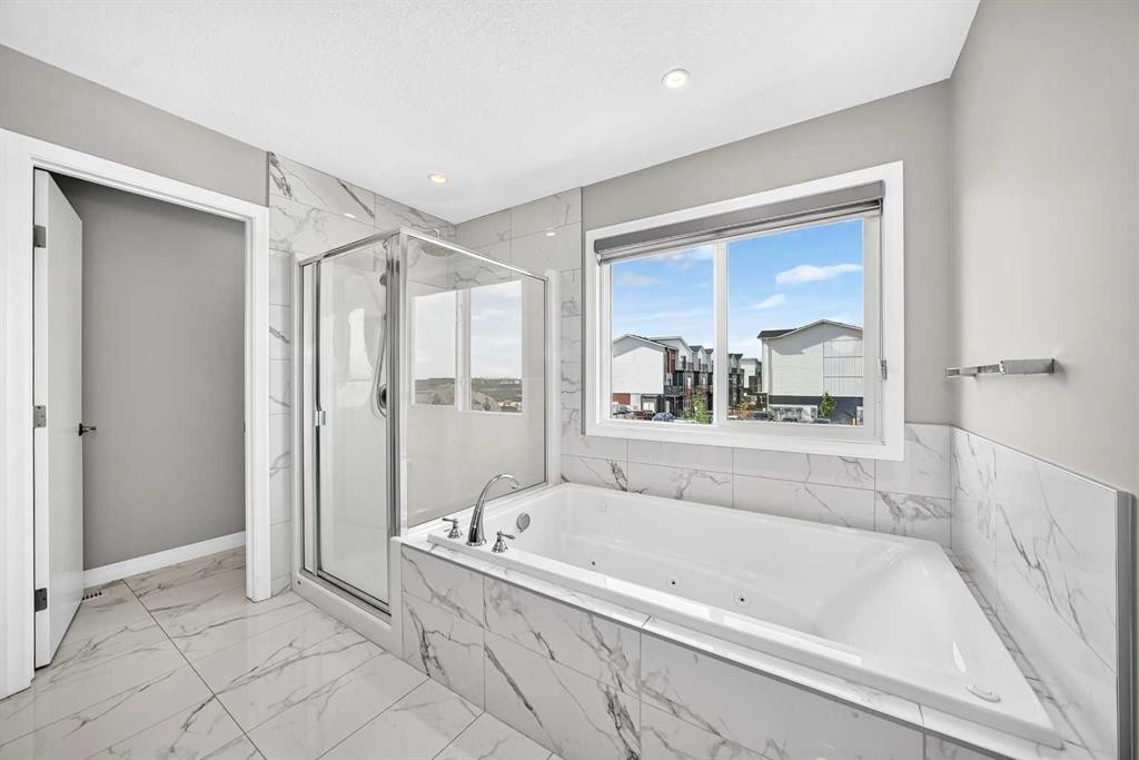 293 Red Sky Way Ne, Calgary, AB - Indoor Photo Showing Bathroom