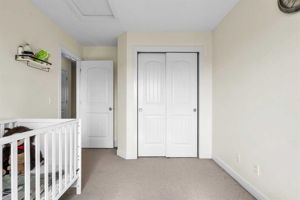 43 Sage Hill Common Nw, Calgary, AB - Indoor Photo Showing Other Room